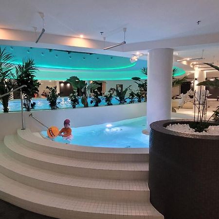 Hanza Tower Apartament 306, Basen, Sauna, Jacuzzi, Fitness シュチェチン エクステリア 写真